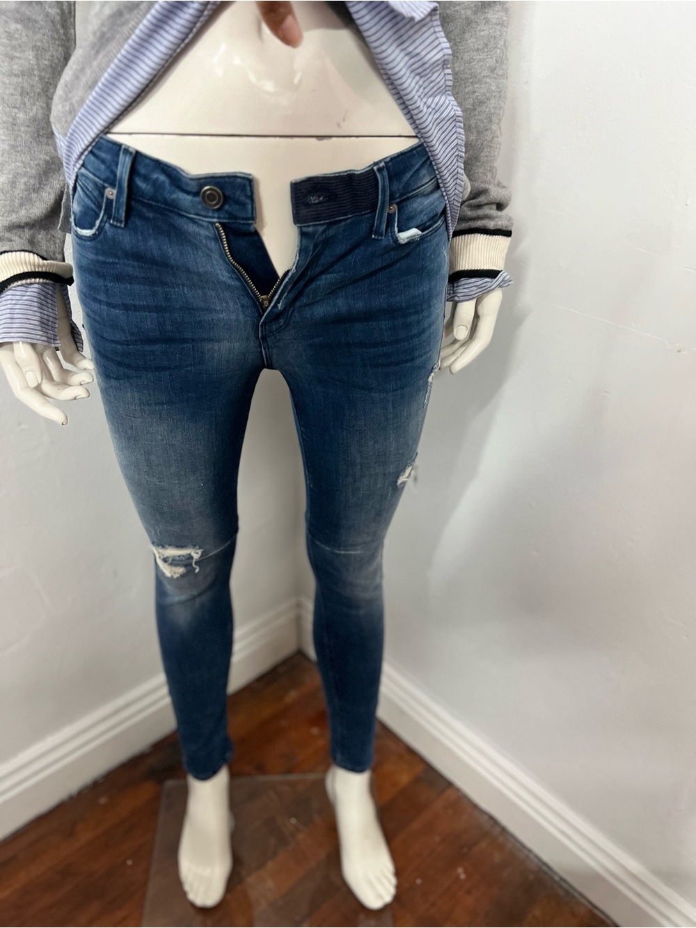 RtA Slim High-Rise Skinny Jeans in Dark Blue Wash